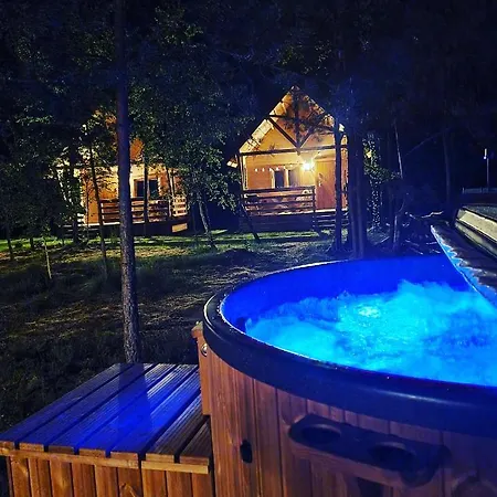Borskowka Domki Z Balia Z Jacuzzi I Sauna Exterior photo