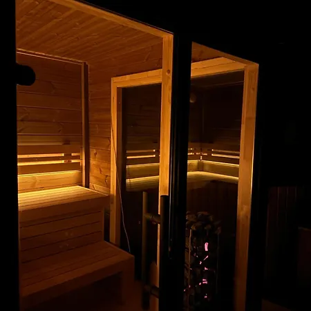 Borskowka Domki Z Balia Z Jacuzzi I Sauna Exterior photo